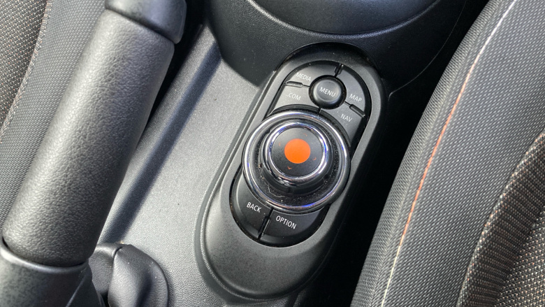 MINI Hatchback 1.5 Cooper Classic II 3dr Petrol Hatchback